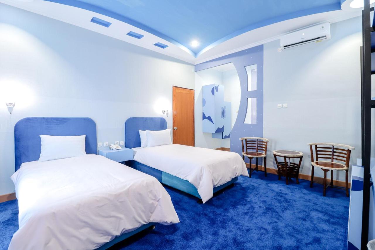 Sartini Inn Jogja ยอกยาการ์ตา ภายนอก รูปภาพ